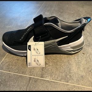 Nike Metcon 7 Flyease Black & Platinum Strength Training Shoes New in Box
